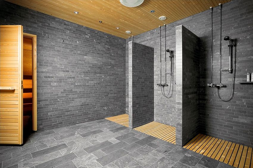 Bathhouse: aménagement et solutions étonnantes pour bâtiments compacts