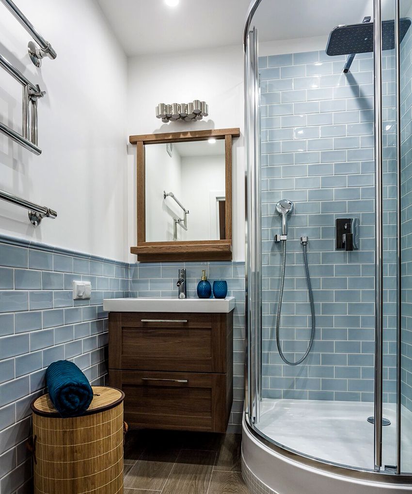 Design de salle de bain avec douche: variations de design non triviales