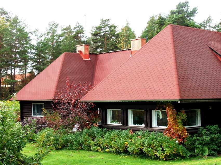 Photos des types de toit souple et des prix: un examen des matériaux
