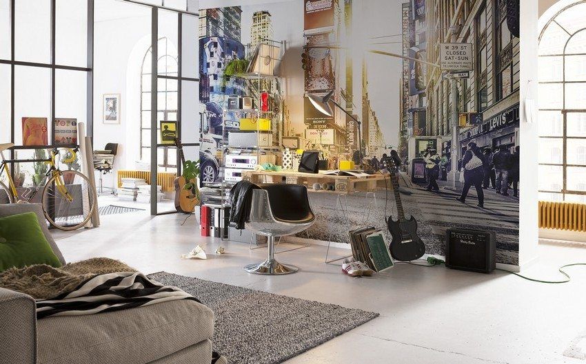 Des peintures murales qui élargissent l'espace dans la conception d'un appartement moderne