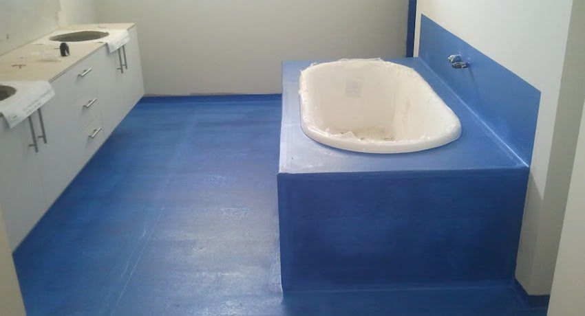 Imperméabilisation du sol dans la salle de bain: matériaux et méthodes de pose