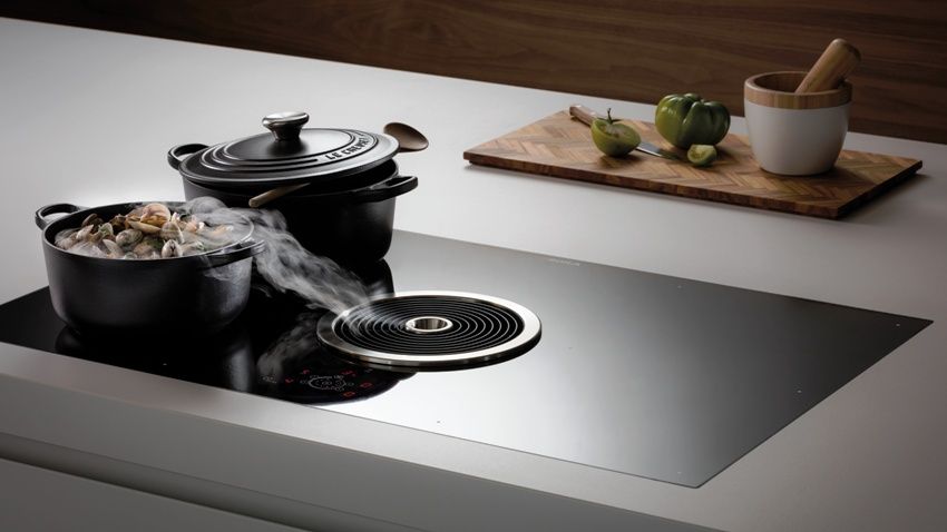 Table de cuisson à induction: appareil fonctionnel pour les cuisines modernes
