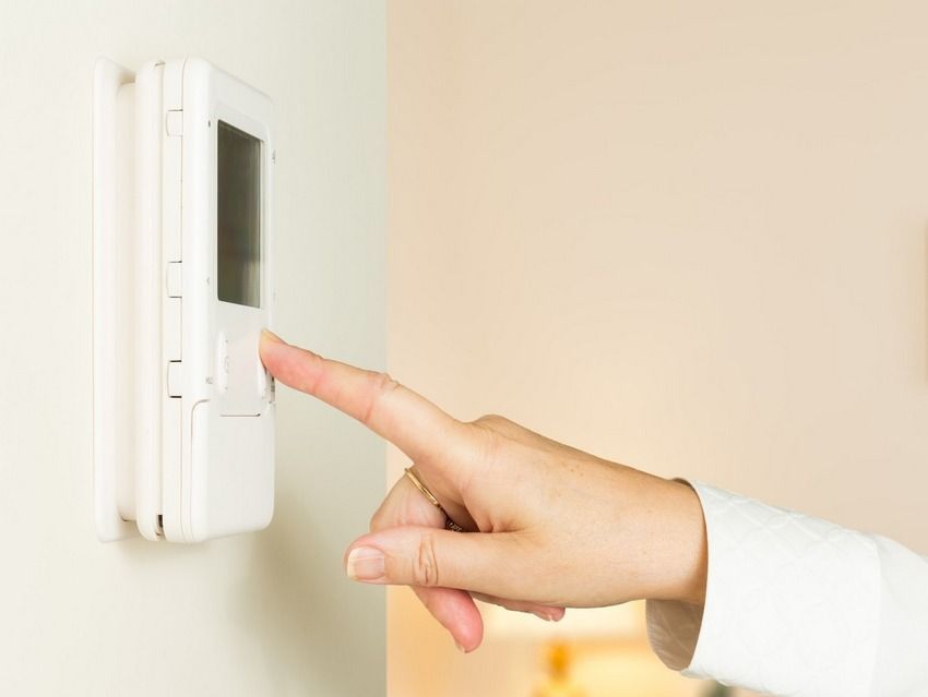 Plafonniers infrarouges avec thermostat: prix, aperçu du modèle