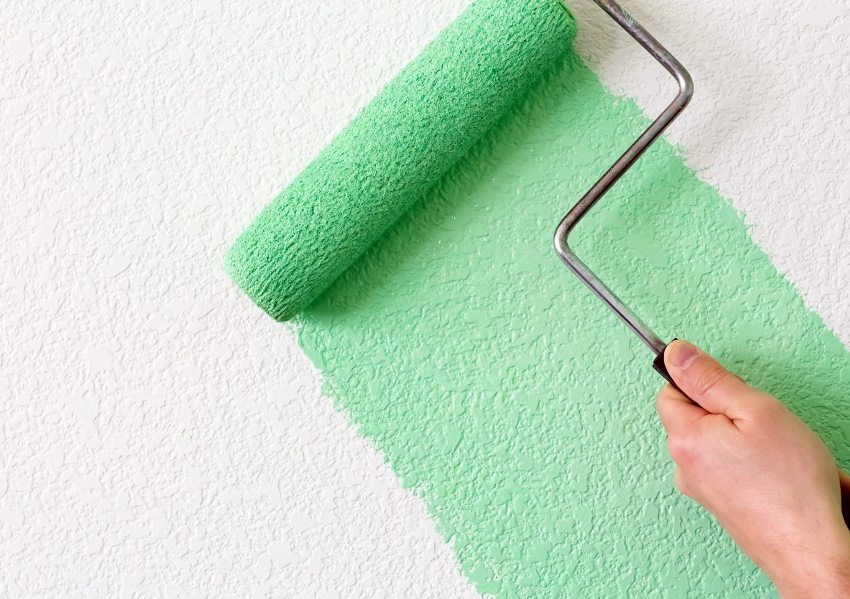 Comment choisir la peinture pour les murs de l'appartement? Principaux types et propriétés
