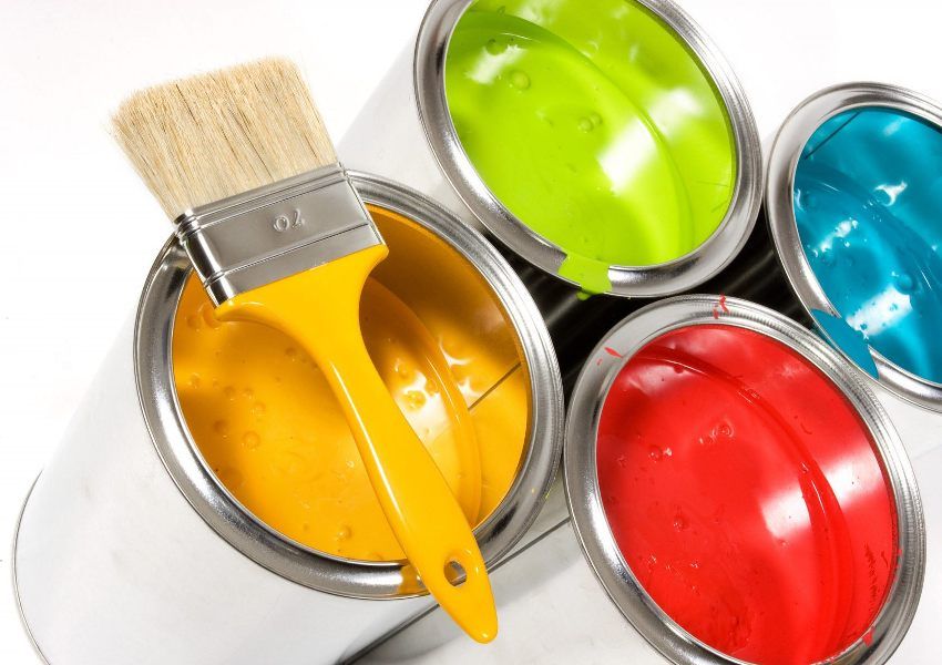 Comment choisir la peinture pour les murs de l'appartement? Principaux types et propriétés