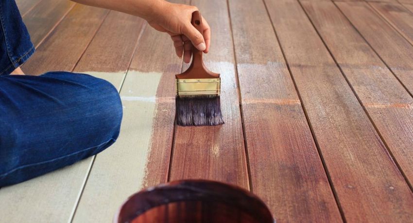 Peinture pour bois d'intérieur sans odeur: une variété de matériaux, leurs propriétés