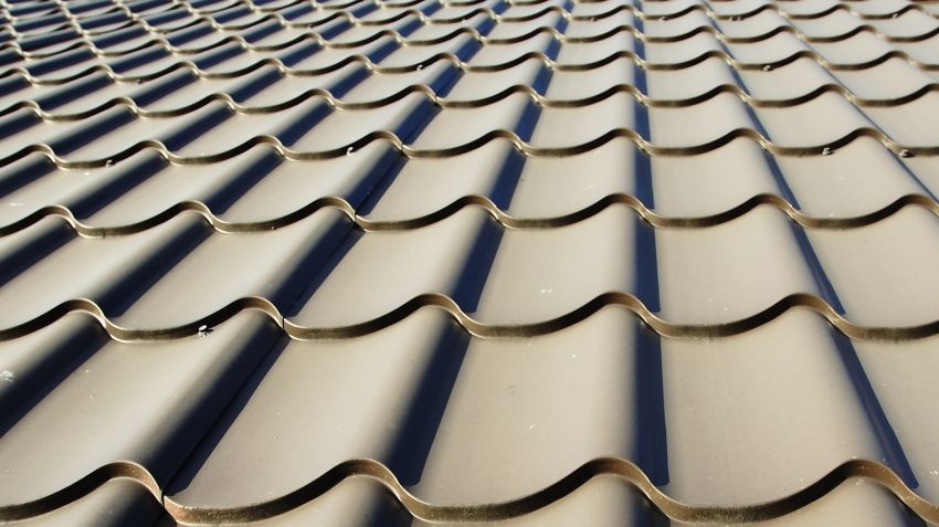 Installation de métal: instructions pas à pas pour l'auto-finition du toit