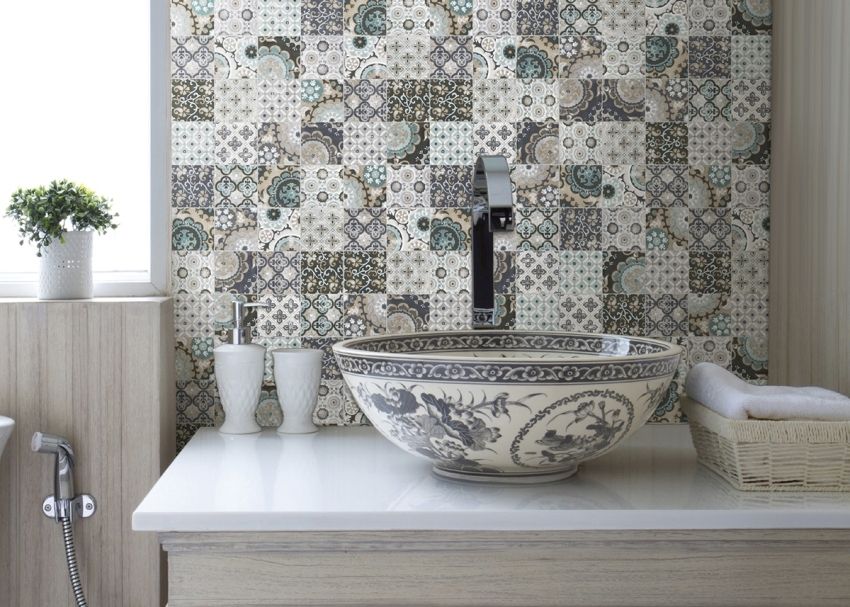 Mosaïque pour la salle de bain: variétés, choix de design et style