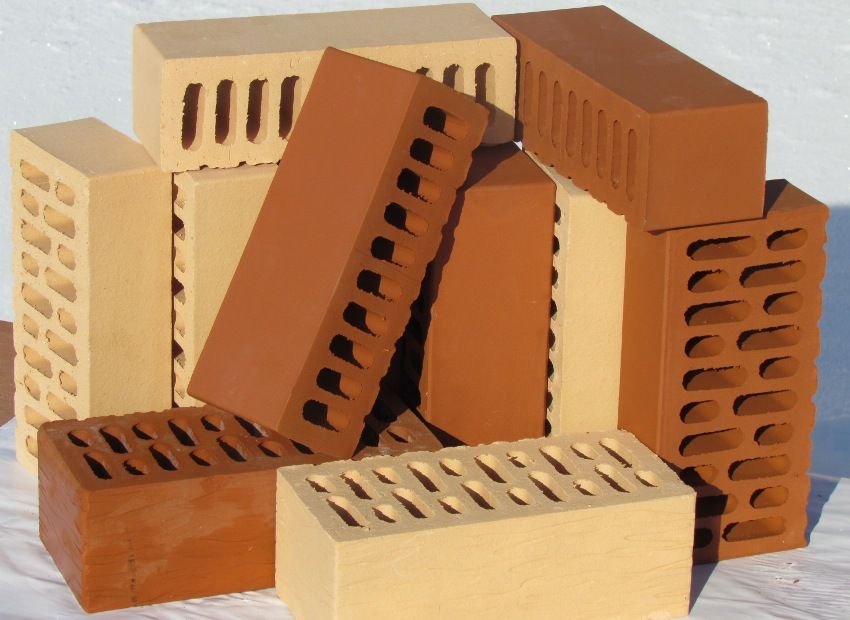 Dimensions d'une brique simple et double: leurs types et caractéristiques
