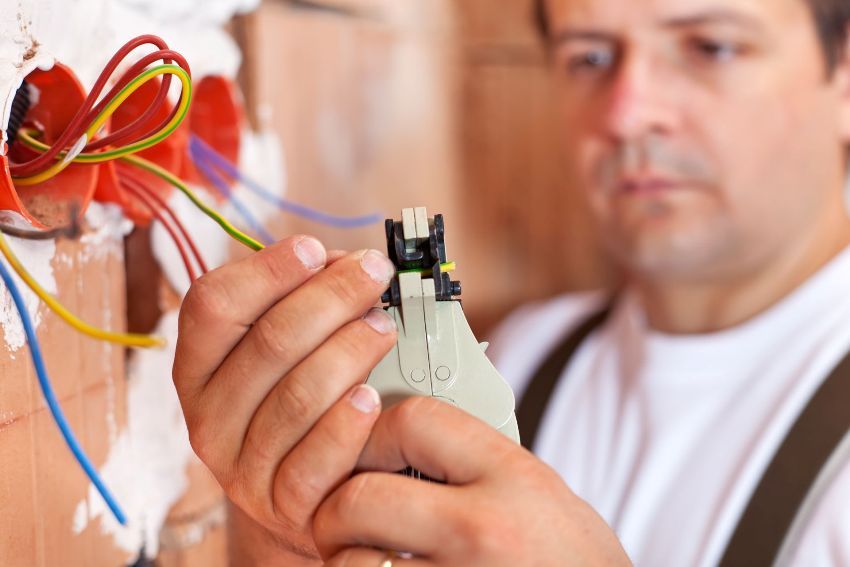 Socket: comment brancher des appareils électriques sans l'aide d'un spécialiste