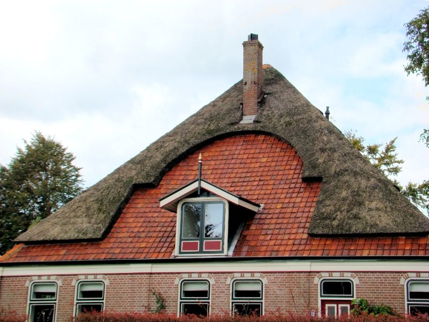 Système de toit à chevrons: les principales caractéristiques du cadre