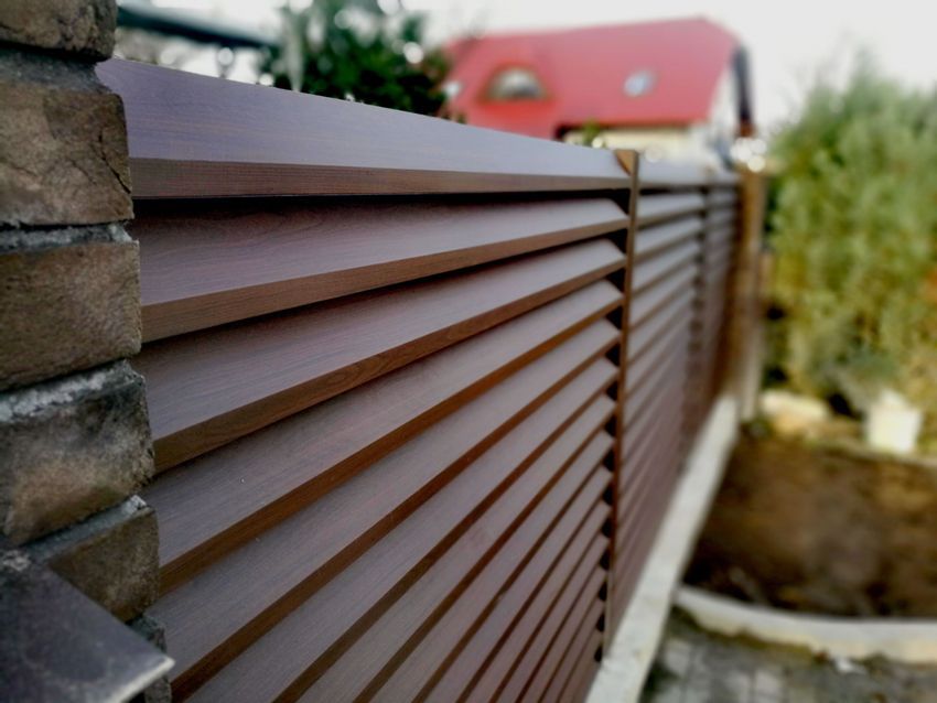 Stores de clôture en métal: comment créer une clôture magnifique et durable